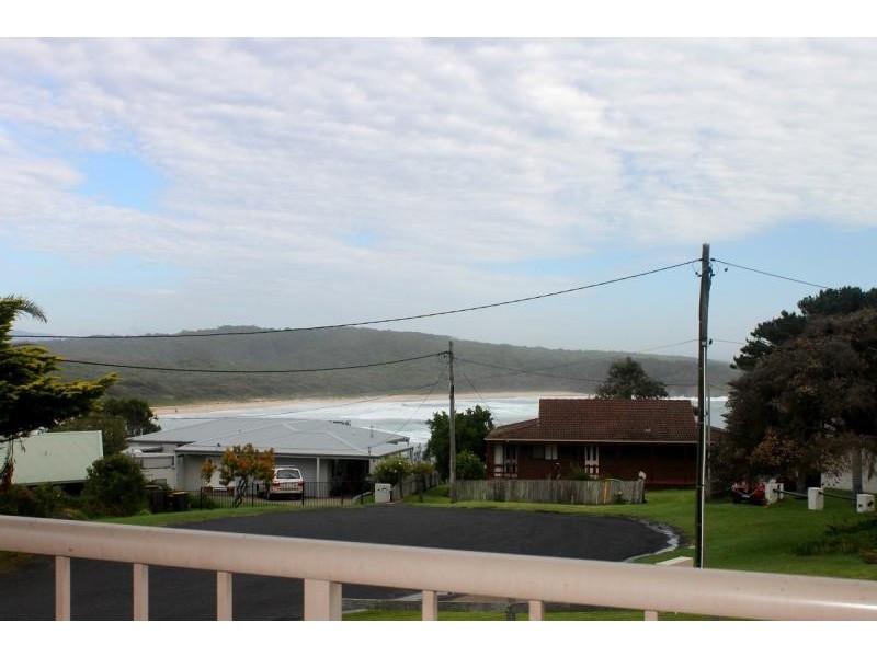 18 Longpoint Street, Potato Point NSW 2545