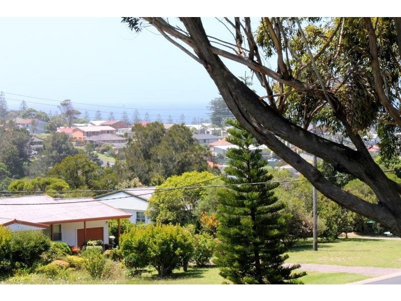 1 Hawkins Road, Tuross Head NSW 2537