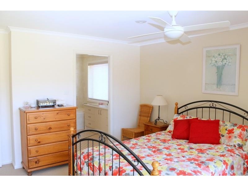 1 Hawkins Road, Tuross Head NSW 2537