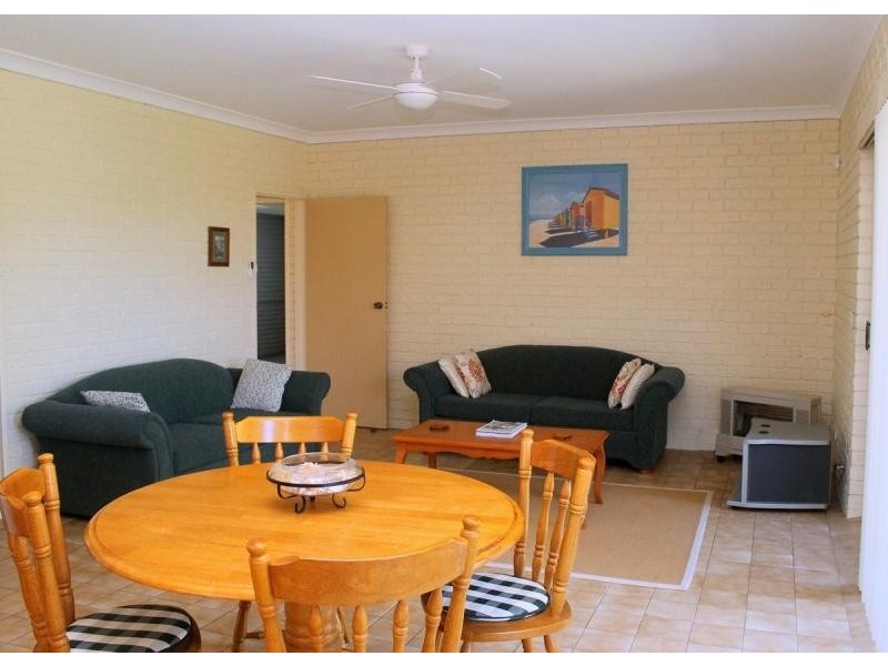 1 Hawkins Road, Tuross Head NSW 2537