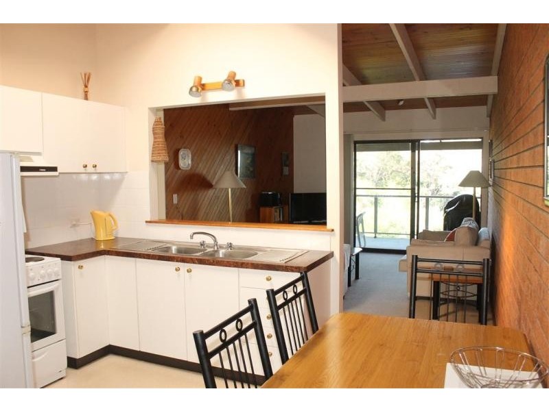 6/5 Hood Crescent, Tuross Head NSW 2537