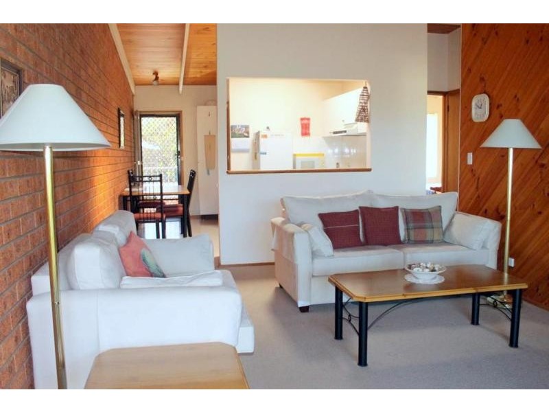 6/5 Hood Crescent, Tuross Head NSW 2537