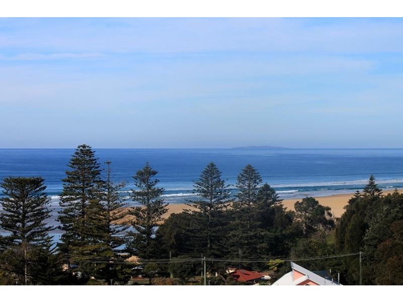 20 Beatty Crescent, Tuross Head NSW 2537