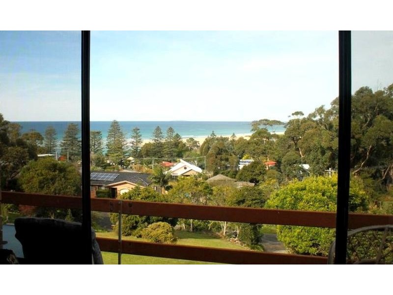 20 Beatty Crescent, Tuross Head NSW 2537