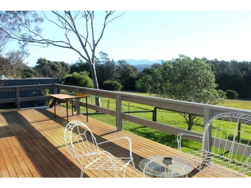 10 Lake Street, Tuross Head NSW 2537