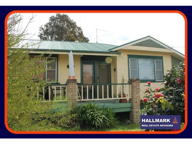8 Anderson Avenue, Tuross Head NSW 2537