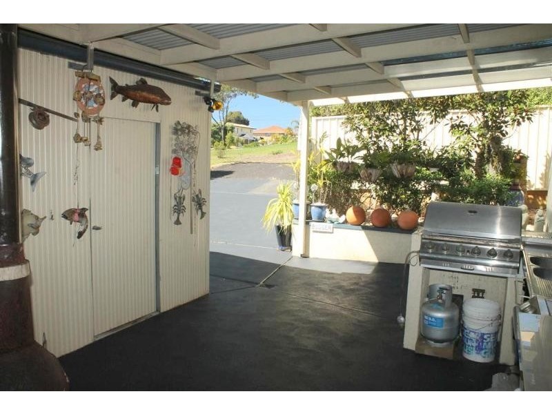 30 Coogee Street, Tuross Head NSW 2537