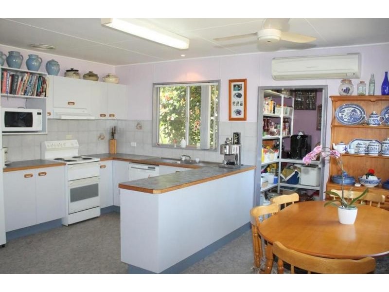 30 Coogee Street, Tuross Head NSW 2537