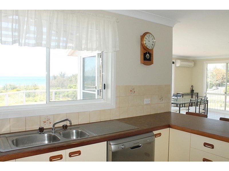 85 Tuross Boulevard, Tuross Head NSW 2537