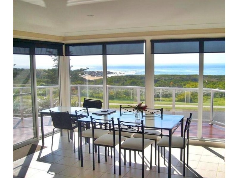 85 Tuross Boulevard, Tuross Head NSW 2537