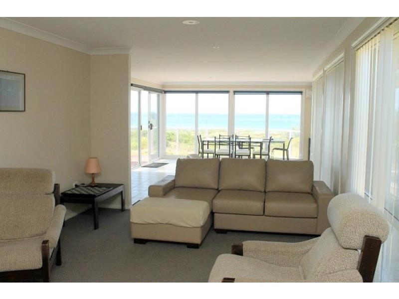 85 Tuross Boulevard, Tuross Head NSW 2537