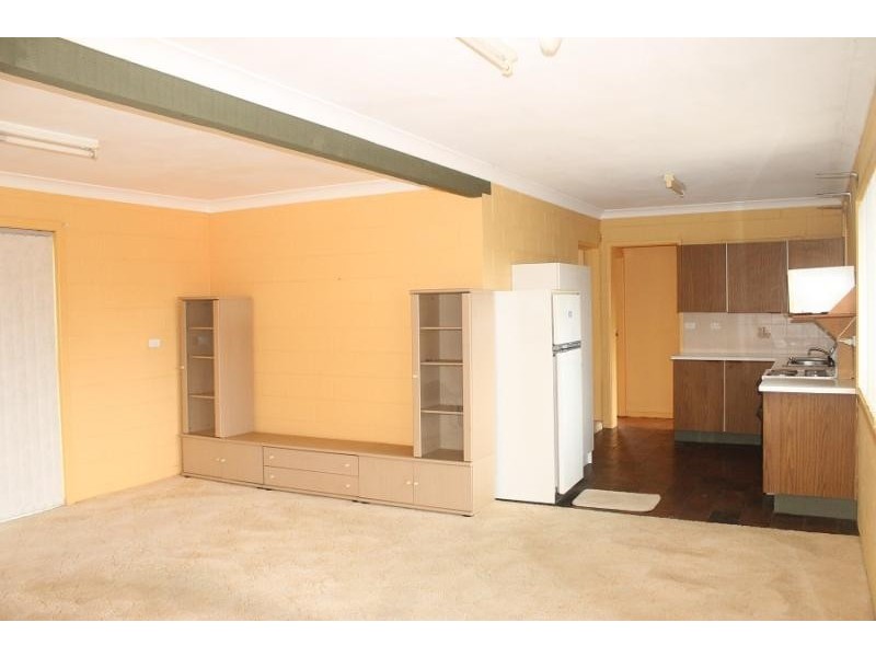 8 Beach Street, Tuross Head NSW 2537