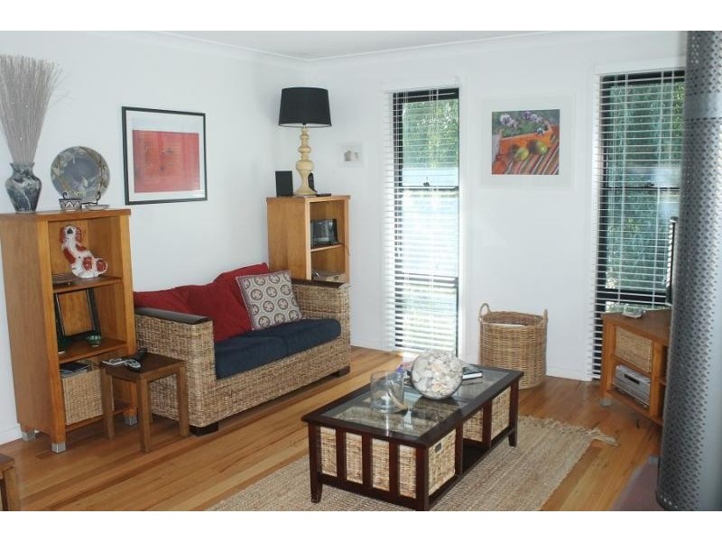 76 Nelson  Parade, Tuross Head NSW 2537