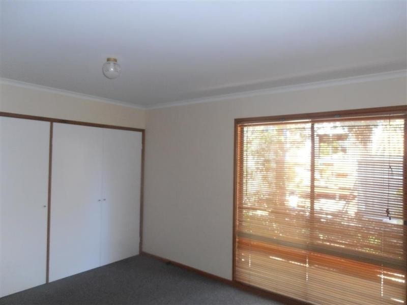 10 Lake Street, Tuross Head NSW 2537
