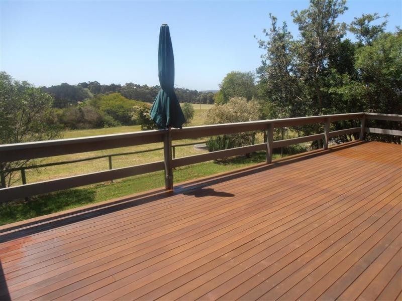 10 Lake Street, Tuross Head NSW 2537