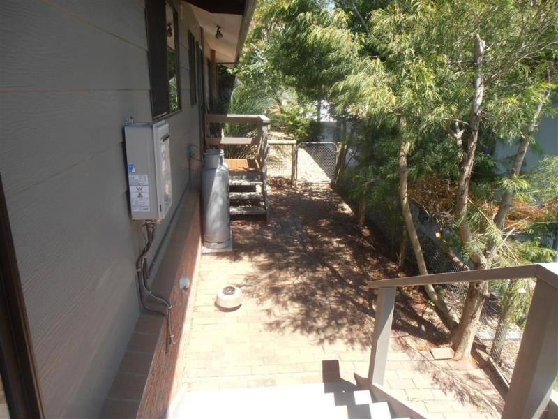 10 Lake Street, Tuross Head NSW 2537