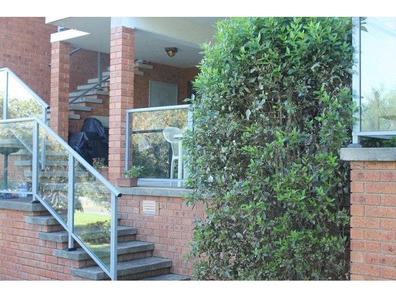 2/5 Hood Crescent, Tuross Head NSW 2537