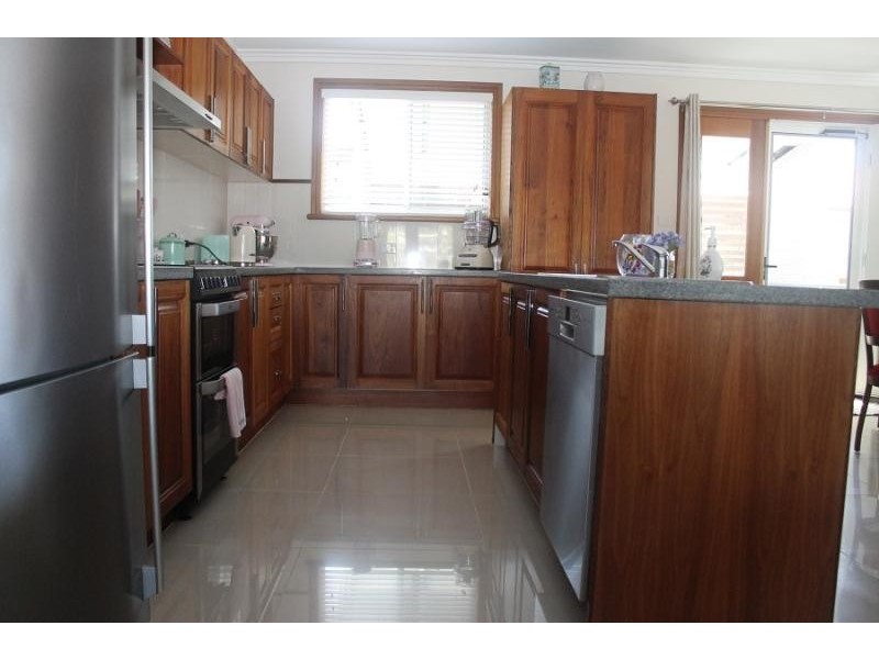 8 Evans  Road, Tuross Head NSW 2537