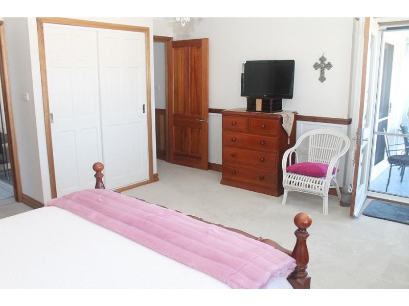 8 Evans  Road, Tuross Head NSW 2537