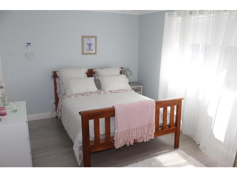 8 Evans  Road, Tuross Head NSW 2537