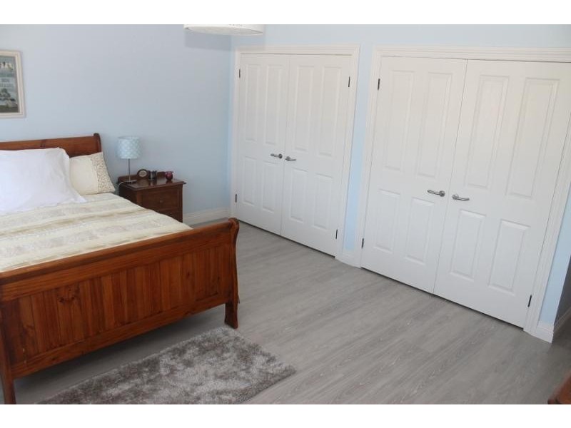 8 Evans  Road, Tuross Head NSW 2537