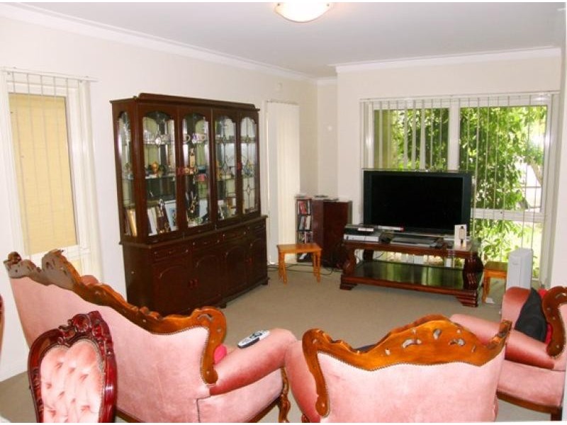 25 Cumberland Square NEWINGTON 2127, Newington NSW 2127