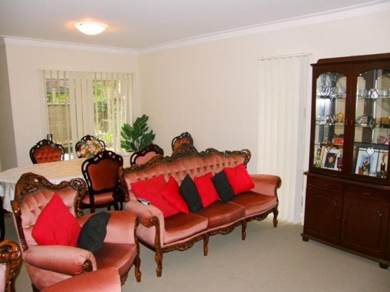 25 Cumberland Square NEWINGTON 2127, Newington NSW 2127