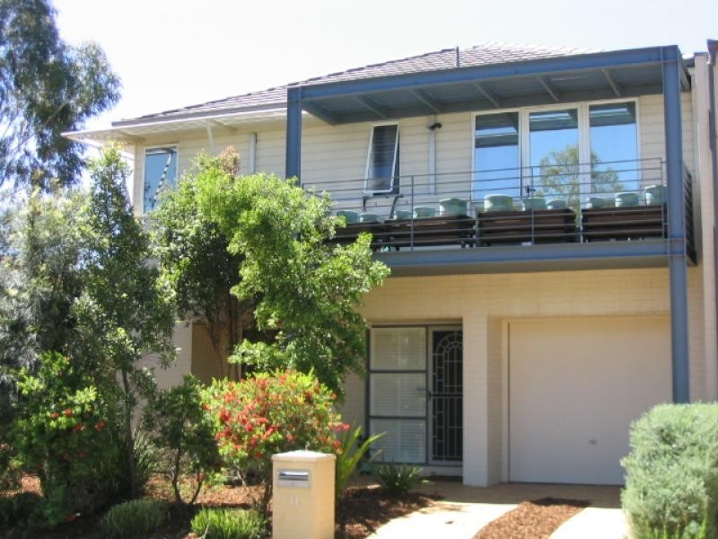 11 Manton Avenue NEWINGTON 2127, Newington NSW 2127