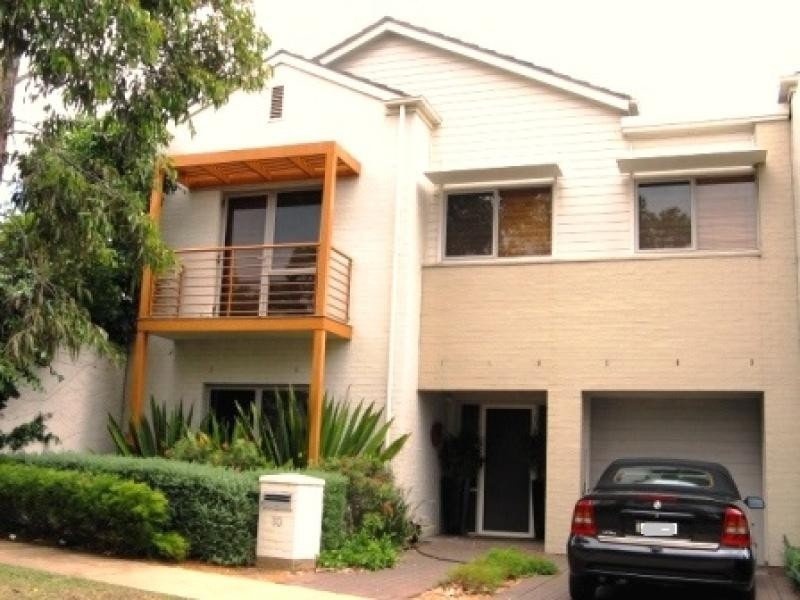 10 Moulton Avenue, Newington NSW 2127