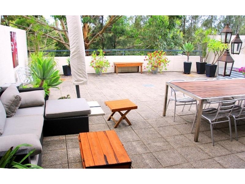 8/1 Heidelberg Avenue, Newington NSW 2127