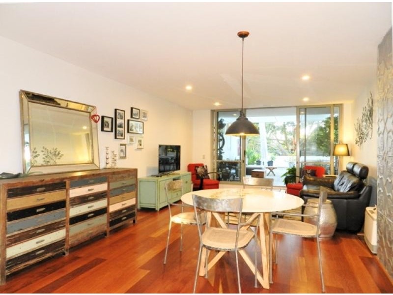 8/1 Heidelberg Avenue, Newington NSW 2127