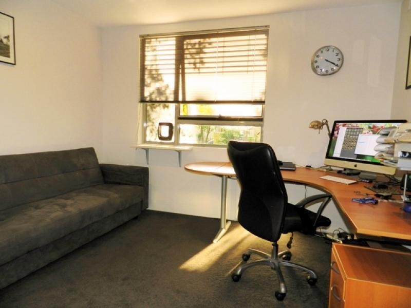 8/1 Heidelberg Avenue, Newington NSW 2127