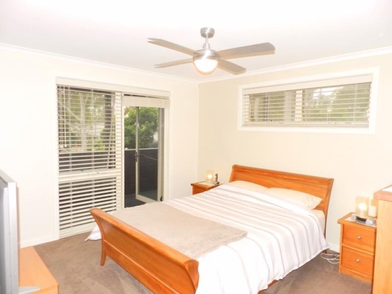 10 Elvstrom Avenue, Newington NSW 2127