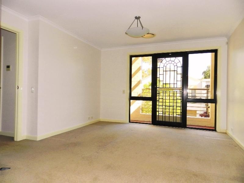 5 Davies Street, Newington NSW 2127