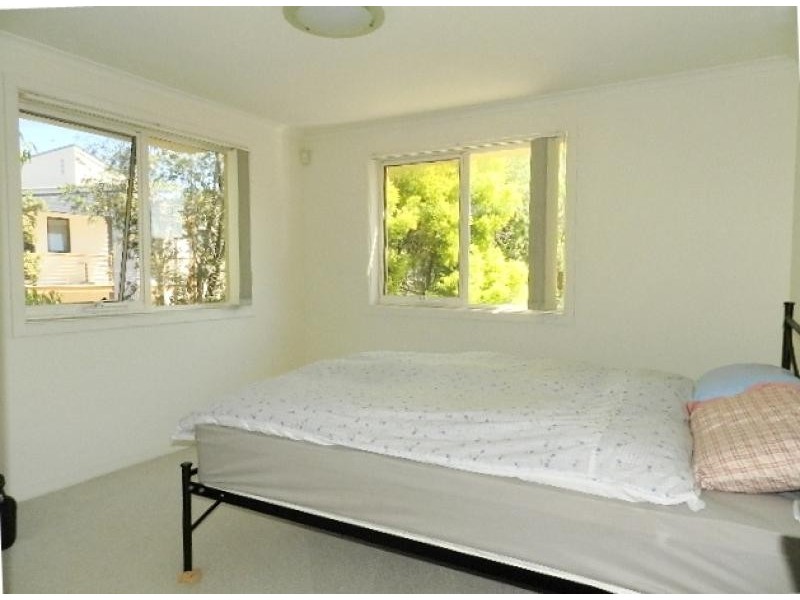 16 Heidelberg Avenue, Newington NSW 2127