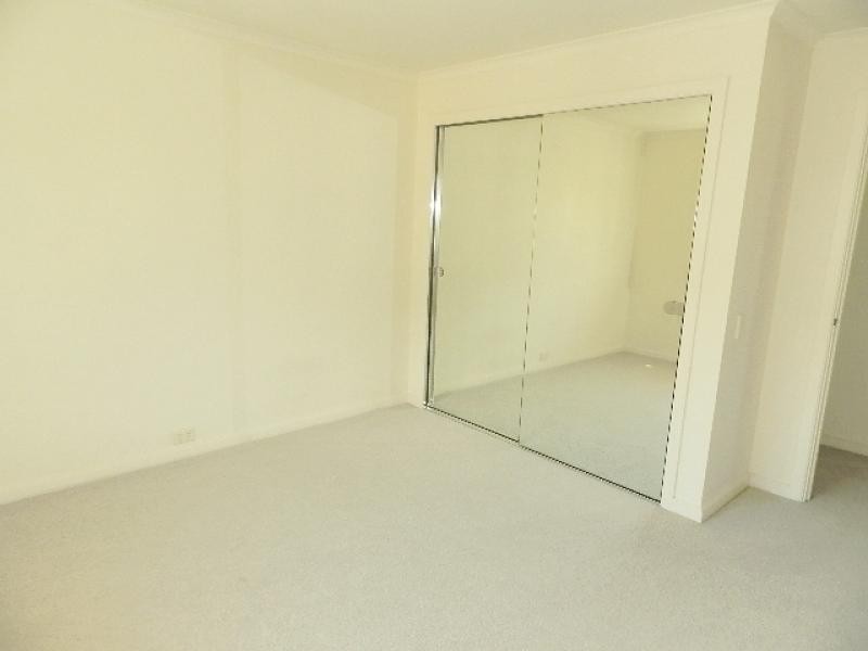 16 Heidelberg Avenue, Newington NSW 2127