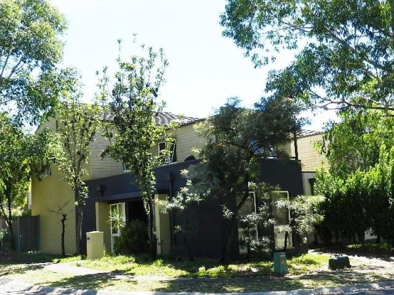 16 Heidelberg Avenue, Newington NSW 2127