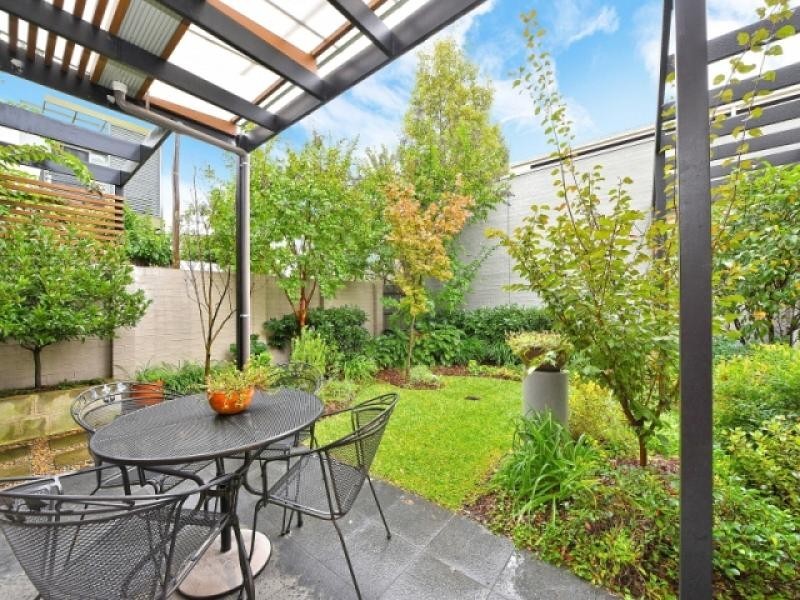 16 Perkins Avenue, Newington NSW 2127