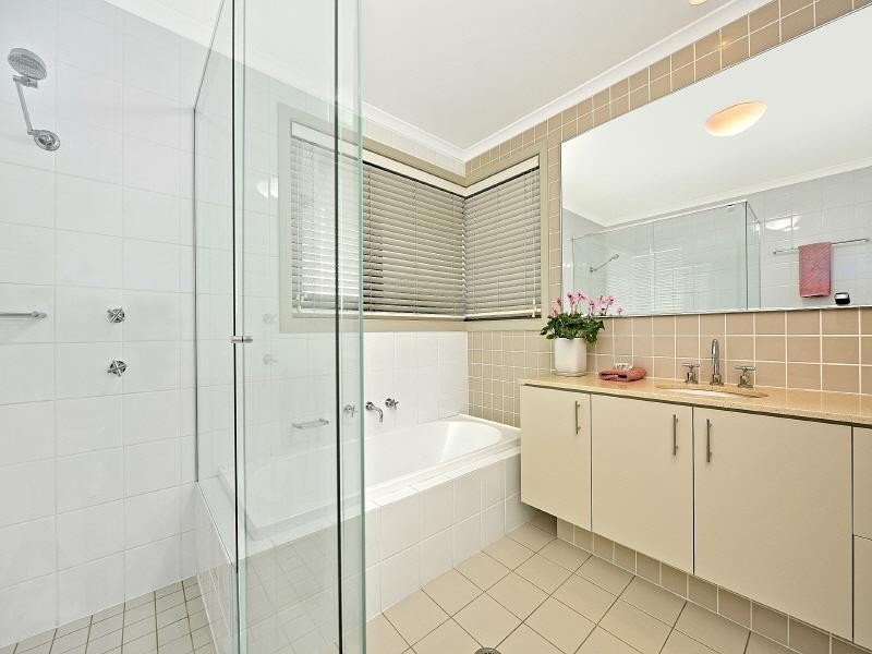 16 Perkins Avenue, Newington NSW 2127