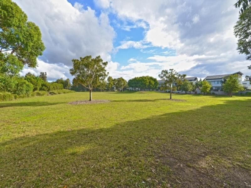 16 Perkins Avenue, Newington NSW 2127