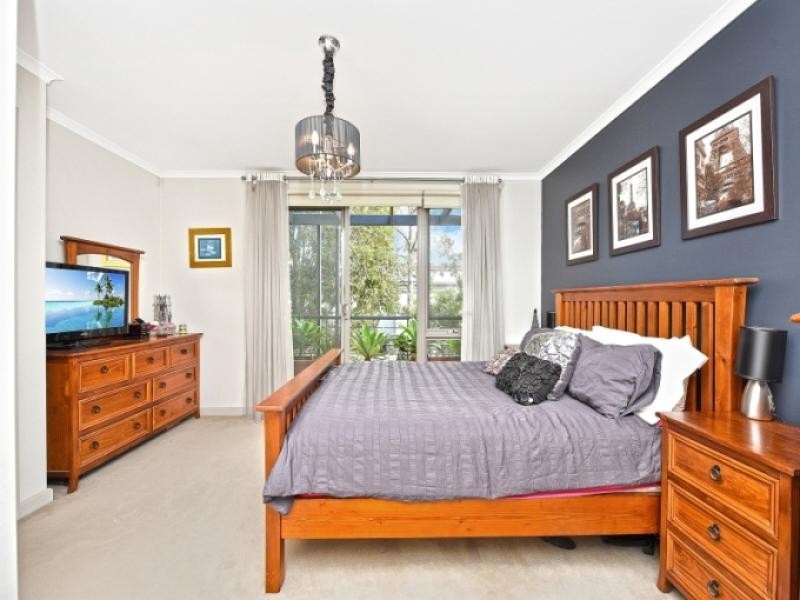 5 Lane Avenue, Newington NSW 2127