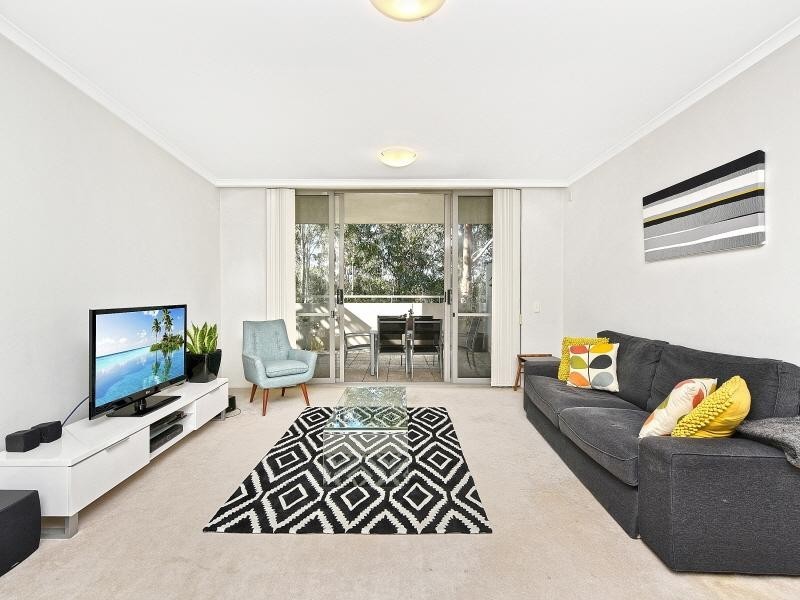 2/1 Devitt Avenue, Newington NSW 2127