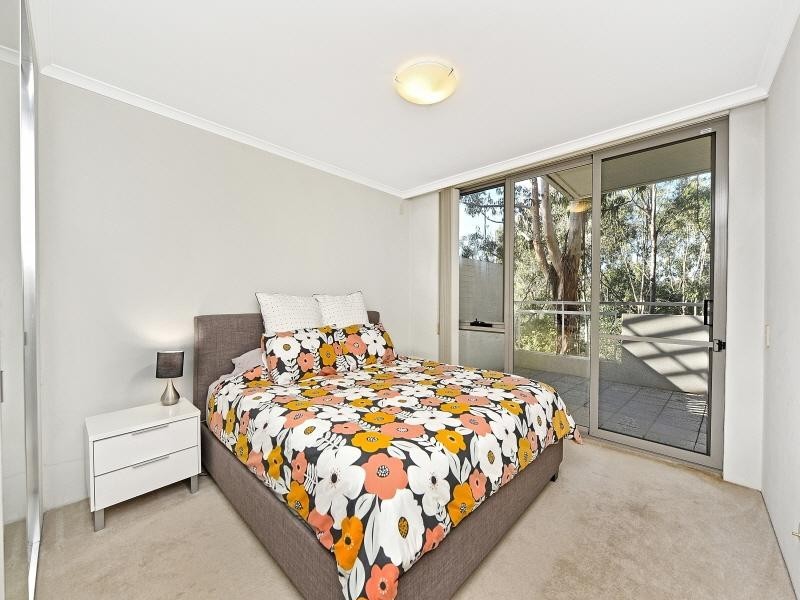 2/1 Devitt Avenue, Newington NSW 2127