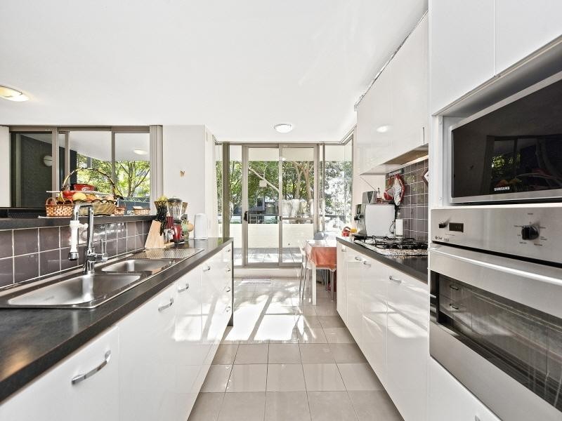 1/7 Mockridge Avenue, Newington NSW 2127
