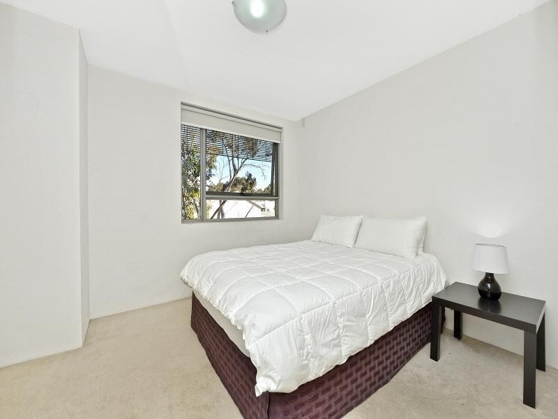 6/7 Nurmi Avenue, Newington NSW 2127