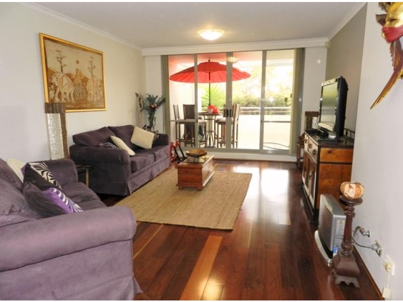 8/13 Blaxland Avenue, Newington NSW 2127