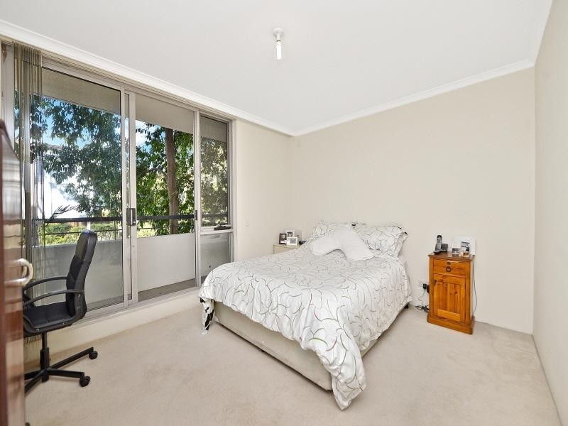 2/7 Mockridge Avenue, Newington NSW 2127