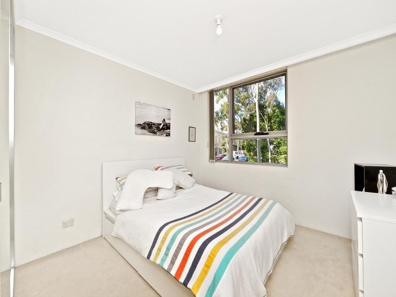 2/7 Mockridge Avenue, Newington NSW 2127