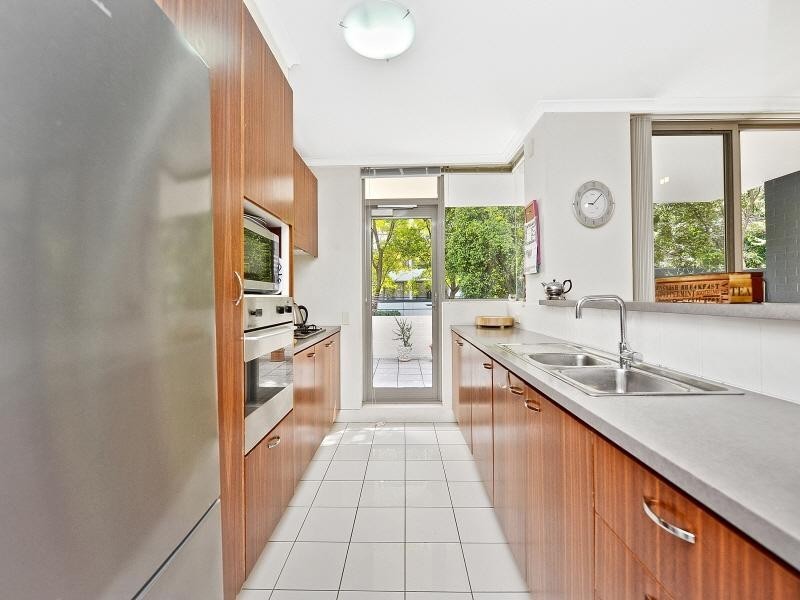 2/7 Mockridge Avenue, Newington NSW 2127
