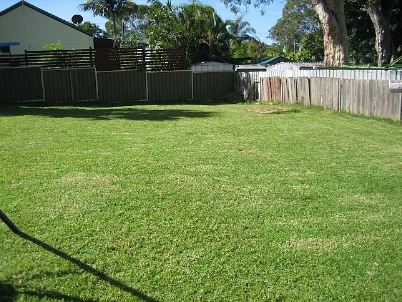 12 Barclay Avenue MANNERING PARK 2259, Mannering Park NSW 2259